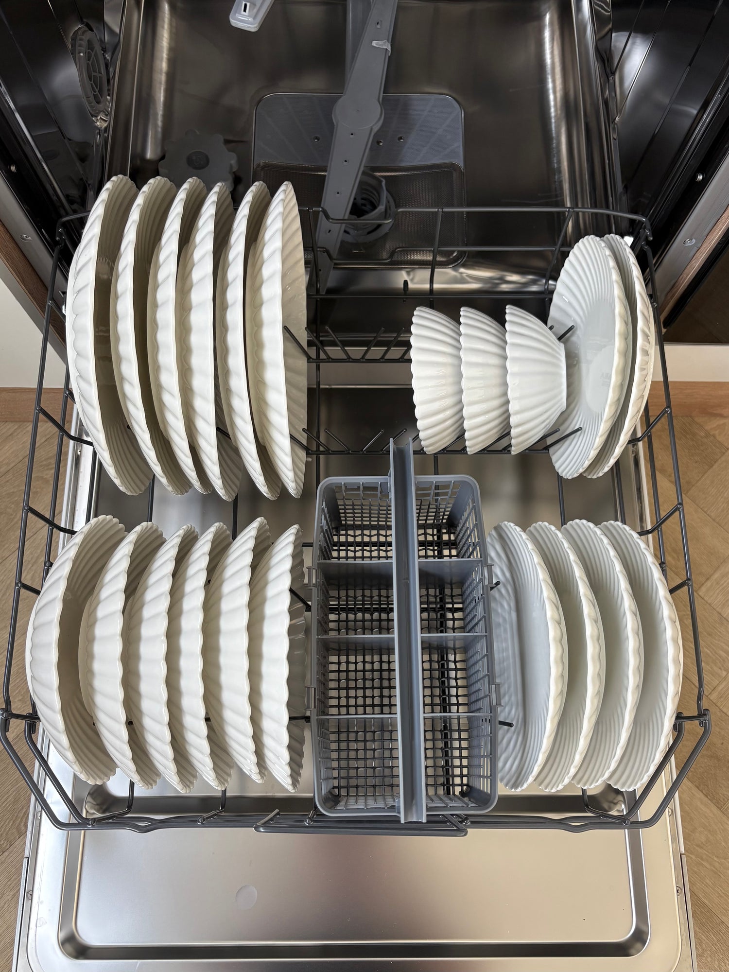 Lotus White Flower Teller-Set