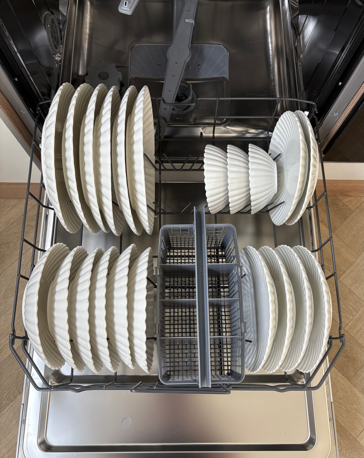 Lotus White Flower Teller-Set