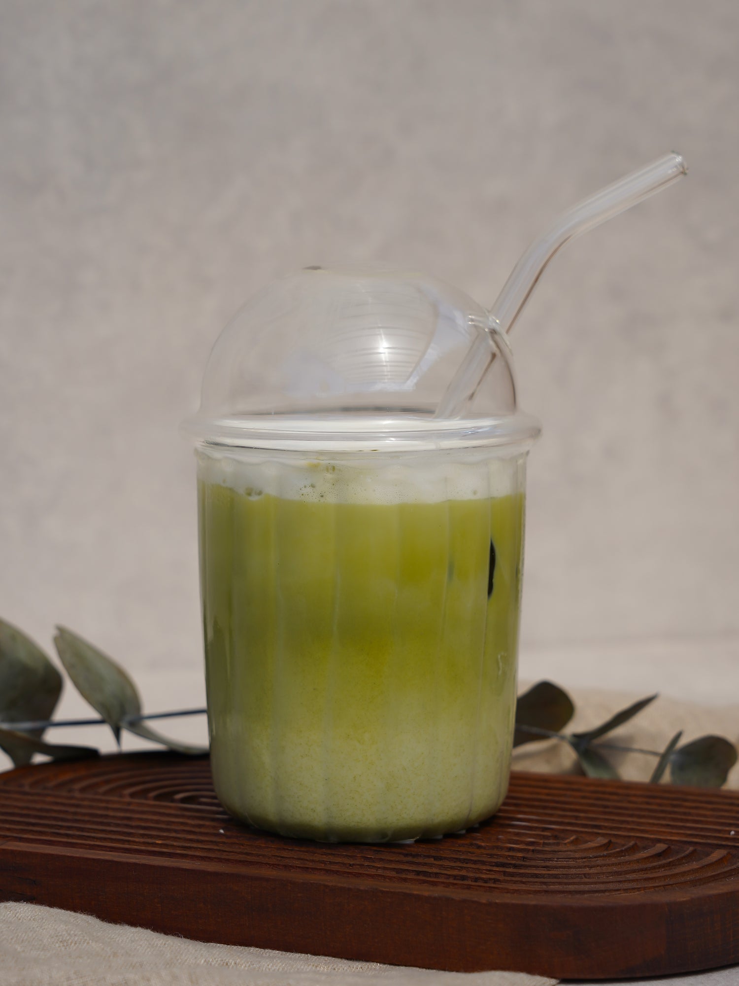 Vivien Glasbecher mit Strohhalm