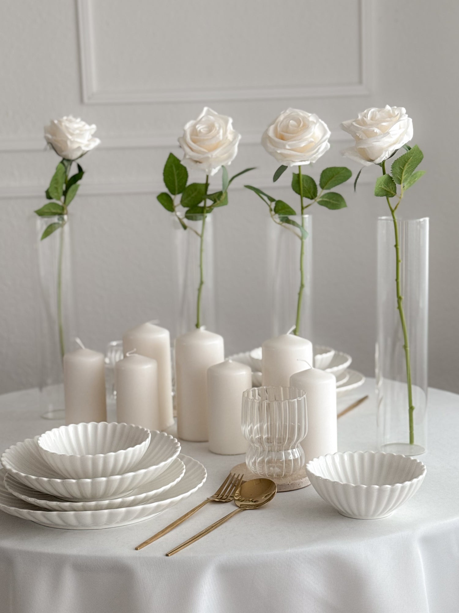 Lotus White Flower Teller-Set