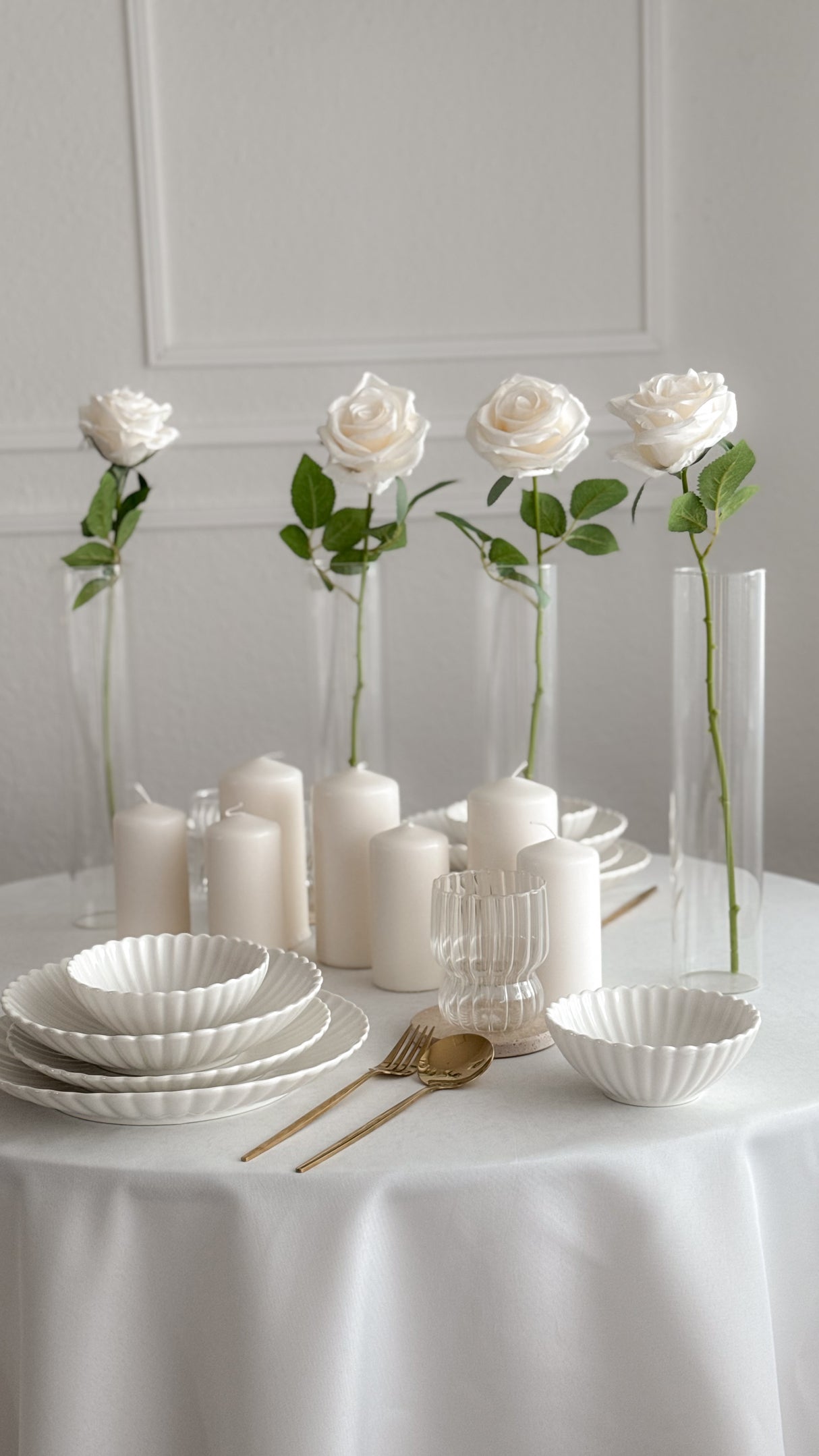 Lotus White Flower Teller-Set