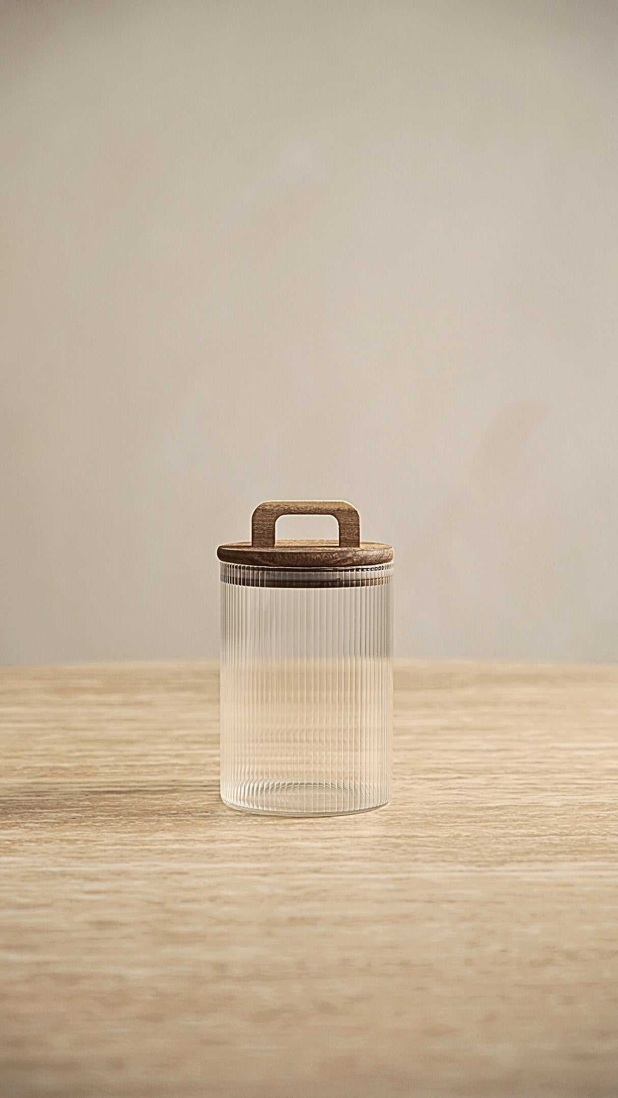 Riffle Vorratsdose mit Henkel