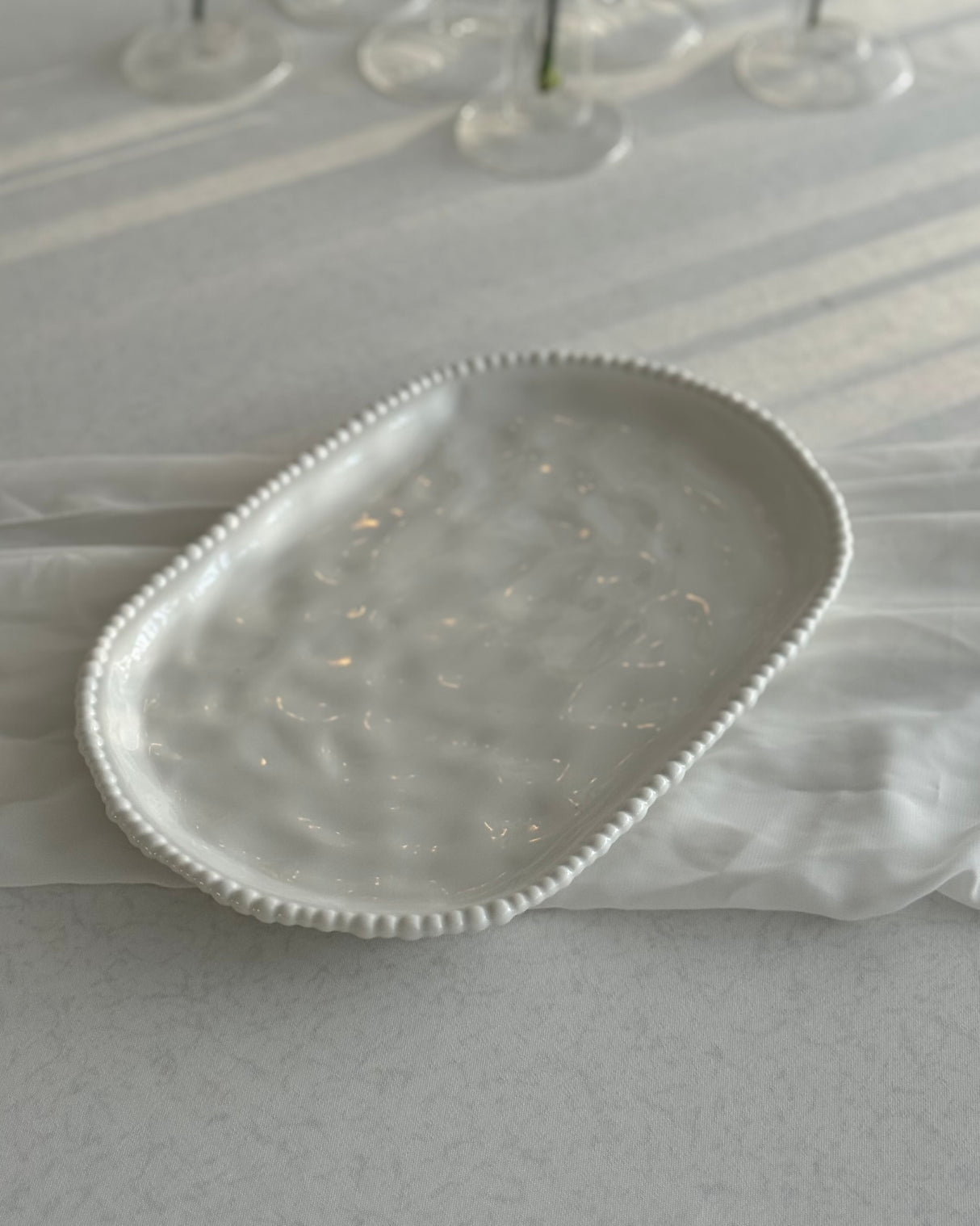 Pearly White Servierplatte 30x20cm